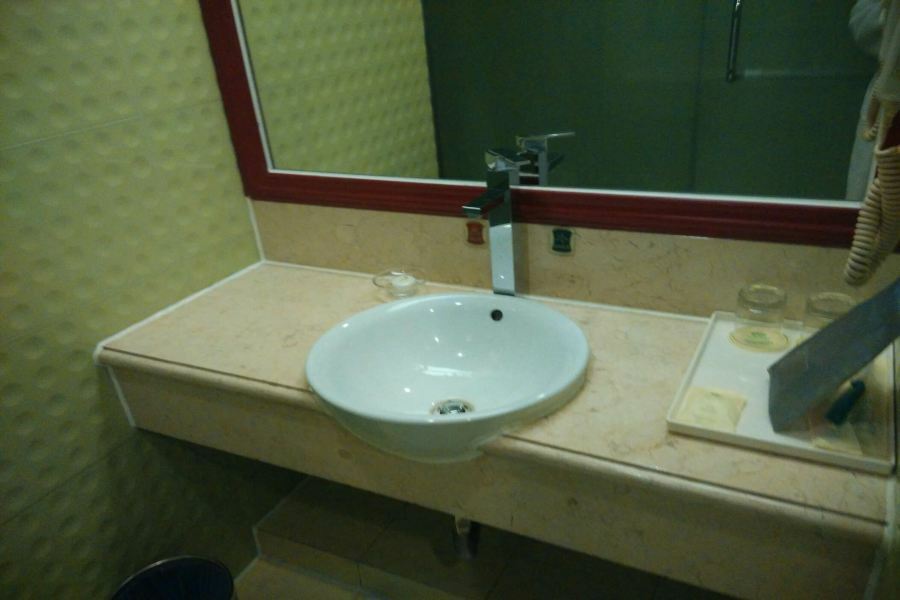 Vienna Hotel Foshan Nanhai Avenue Branch Экстерьер фото